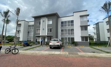 En alquiler departamento de 3 dormitorios en urb.La Joya, etapa Topacio. (TH)