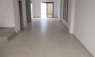 En venta lujosa y moderna casa en Isla Celeste, etapa Estribor, via a Samborondon