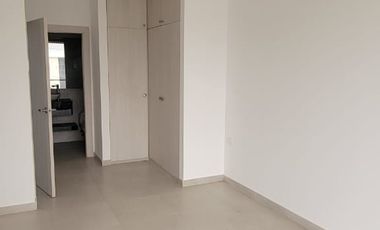 En venta lujosa y moderna casa en Isla Celeste, etapa Estribor, via a Samborondon