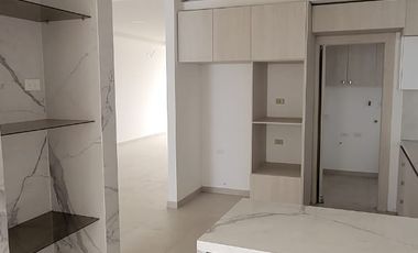 En venta lujosa y moderna casa en Isla Celeste, etapa Estribor, via a Samborondon