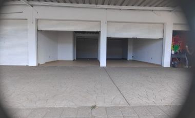 LOCALES COMERCIALES EN RENTA EN LA SALIDA A QUIROGA $5,000