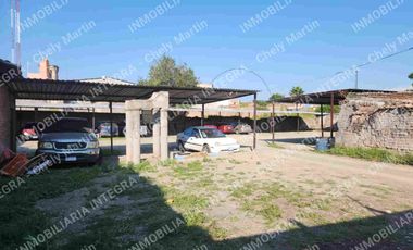 RENTA DE TERRENO COMERCIAL GRANDE EN ABASOLO, GTO. ZONA CENTRO. A CUADRA Y MEDIA DEL JARDÍN PRINCIPAL.