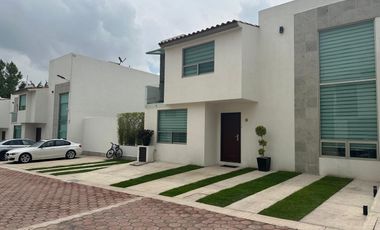 VENTA DE CASA NUEVA EN TOLUCA - CACALOMACAN