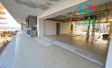 ¡Gran oportunidad! Departamento de playa para restaurar. Con vista lateral al mar