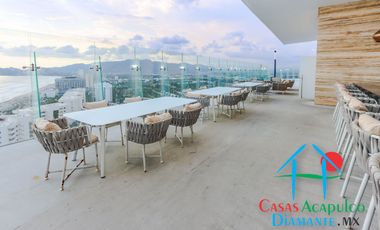 ¡Gran oportunidad! Departamento de playa para restaurar. Con vista lateral al mar