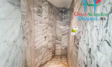 ¡Gran oportunidad! Departamento de playa para restaurar. Con vista lateral al mar