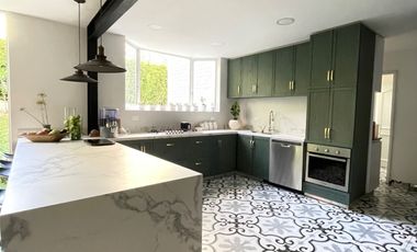 CASA DE 2 NIVELES EN VENTA, POBLADO SAN LUCAS