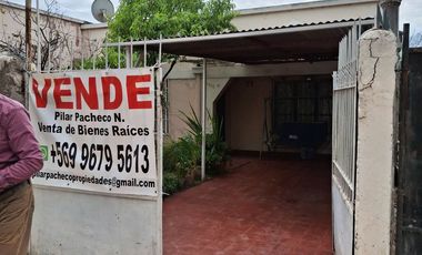 Casa 3 Dormitorios 1 Baño 133/104.40 m2.