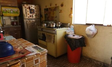 Casa de Tres Pisos en El Cercado de Arequipa en venta