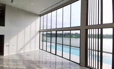 Lake legend Bangna-Suvarnabhumi: 214.20sqwah 563sqm. 4bed 4bath by the lake 99,000,000 Am: 065619----