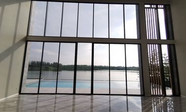 Lake legend Bangna-Suvarnabhumi: 214.20sqwah 563sqm. 4bed 4bath by the lake 99,000,000 Am: 065619----