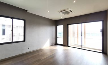 Lake legend Bangna-Suvarnabhumi: 214.20sqwah 563sqm. 4bed 4bath by the lake 99,000,000 Am: 065619----