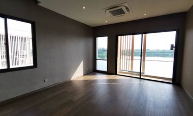 Lake legend Bangna-Suvarnabhumi: 214.20sqwah 563sqm. 4bed 4bath by the lake 99,000,000 Am: 065619----