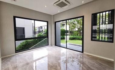 Lake legend Bangna-Suvarnabhumi: 214.20sqwah 563sqm. 4bed 4bath by the lake 99,000,000 Am: 065619----