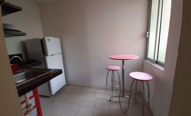 pequeño loft amueblado
