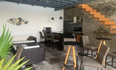 Venta de PH en juriquilla 2 niveles 2 recamaras 3 baños amplio roof 2 autos