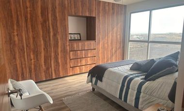 Venta de PH en juriquilla 2 niveles 2 recamaras 3 baños amplio roof 2 autos