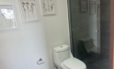 Venta de PH en juriquilla 2 niveles 2 recamaras 3 baños amplio roof 2 autos