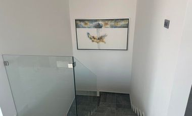 Venta de PH en juriquilla 2 niveles 2 recamaras 3 baños amplio roof 2 autos