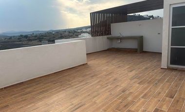 Venta de PH en juriquilla 2 niveles 2 recamaras 3 baños amplio roof 2 autos