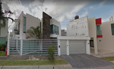 ¡¡GRAN OPORTUNIDAD!! HERMOSA CASA.