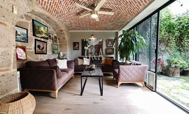 SE VENDE CASA EN VALLE REAL