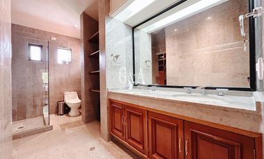 SE VENDE CASA EN VALLE REAL