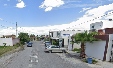 SF- CASA EN VENTA EN COLINAS DEL PARQUE