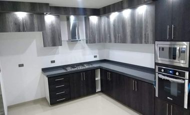 VENTA DE CASA EN PORTÓN DE SANTA CLARA