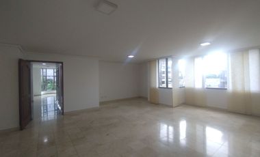 Apartamento en arriendo en Alto Prado.