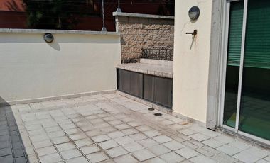 VENDO CASA SATELITE NOVELISTAS AMPLIO JARDIN