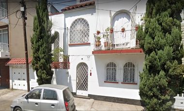VENDO CASA TIPO COLONIAL EN AZCAPOTZALCO