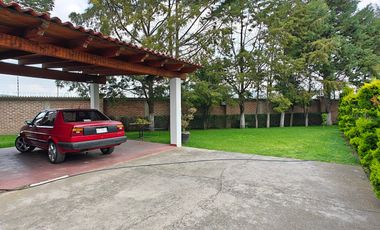Casa en Renta en Zinacantepec, Valle de Zamarrero,  con vista al lago, amueblada.