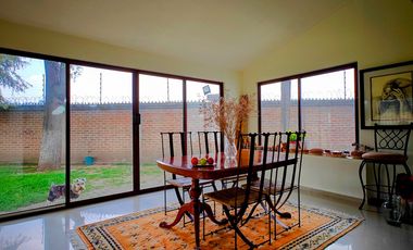 Casa en Renta en Zinacantepec, Valle de Zamarrero,  con vista al lago, amueblada.