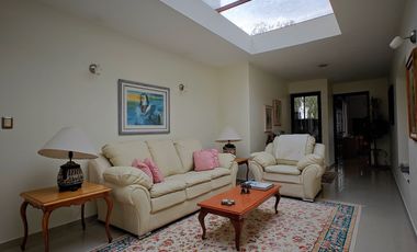 Casa en Renta en Zinacantepec, Valle de Zamarrero,  con vista al lago, amueblada.