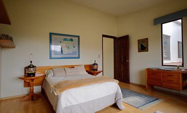Casa en Renta en Zinacantepec, Valle de Zamarrero,  con vista al lago, amueblada.