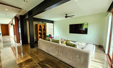LAS CAÑADAS CASA EN VENTA SEMINUEVA MODERNA CON INCREIBLE VISTA