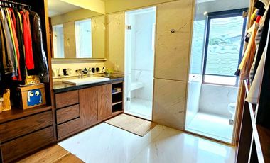 LAS CAÑADAS CASA EN VENTA SEMINUEVA MODERNA CON INCREIBLE VISTA