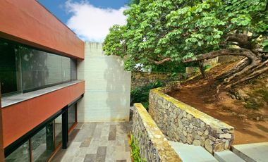 LAS CAÑADAS CASA EN VENTA SEMINUEVA MODERNA CON INCREIBLE VISTA