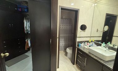 Via a la Costa, Alquilo Departamento de 4 Dormitorios