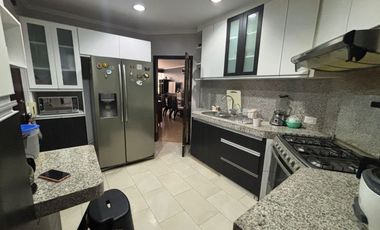 Via a la Costa, Alquilo Departamento de 4 Dormitorios