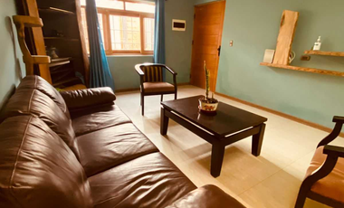 VENDO SOLIDA CASA DE ESQUINA EN CALAMA