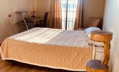 VENDO SOLIDA CASA DE ESQUINA EN CALAMA