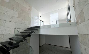 CASA EN PUERTA LAS LOMAS EN VENTA DE LUJO, ZONA DORADA ZAPOPAN PUERTA DE HIERRO