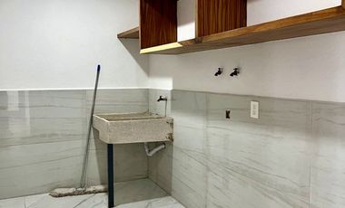 CASA EN PUERTA LAS LOMAS EN VENTA DE LUJO, ZONA DORADA ZAPOPAN PUERTA DE HIERRO