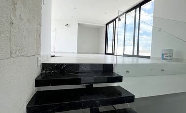 CASA EN PUERTA LAS LOMAS EN VENTA DE LUJO, ZONA DORADA ZAPOPAN PUERTA DE HIERRO