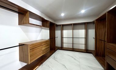 CASA EN PUERTA LAS LOMAS EN VENTA DE LUJO, ZONA DORADA ZAPOPAN PUERTA DE HIERRO