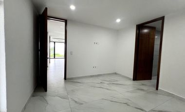 CASA EN PUERTA LAS LOMAS EN VENTA DE LUJO, ZONA DORADA ZAPOPAN PUERTA DE HIERRO