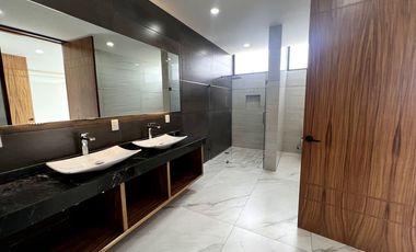 CASA EN PUERTA LAS LOMAS EN VENTA DE LUJO, ZONA DORADA ZAPOPAN PUERTA DE HIERRO