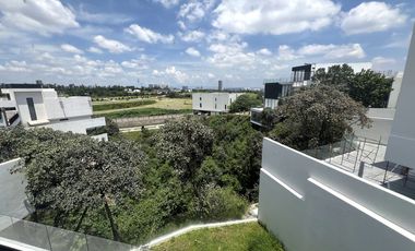 CASA EN PUERTA LAS LOMAS EN VENTA DE LUJO, ZONA DORADA ZAPOPAN PUERTA DE HIERRO
